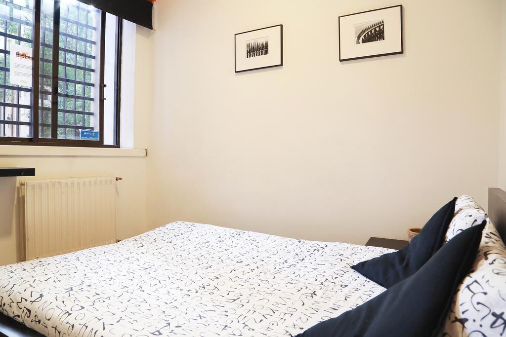 Hostels Meetingpoint Madrid Eksteriør billede